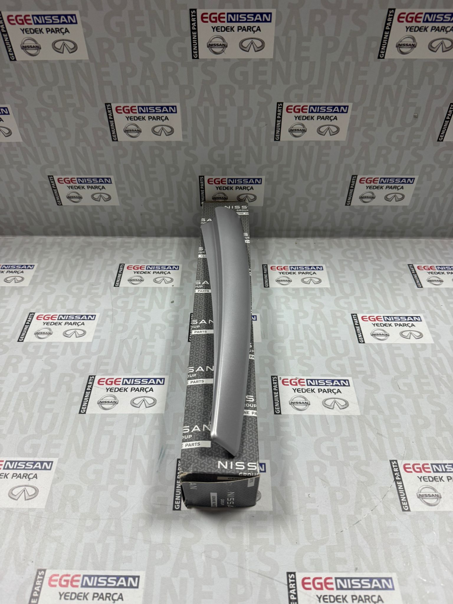 J11 roll bar kapağı sağ ön 738A8-4EA0A