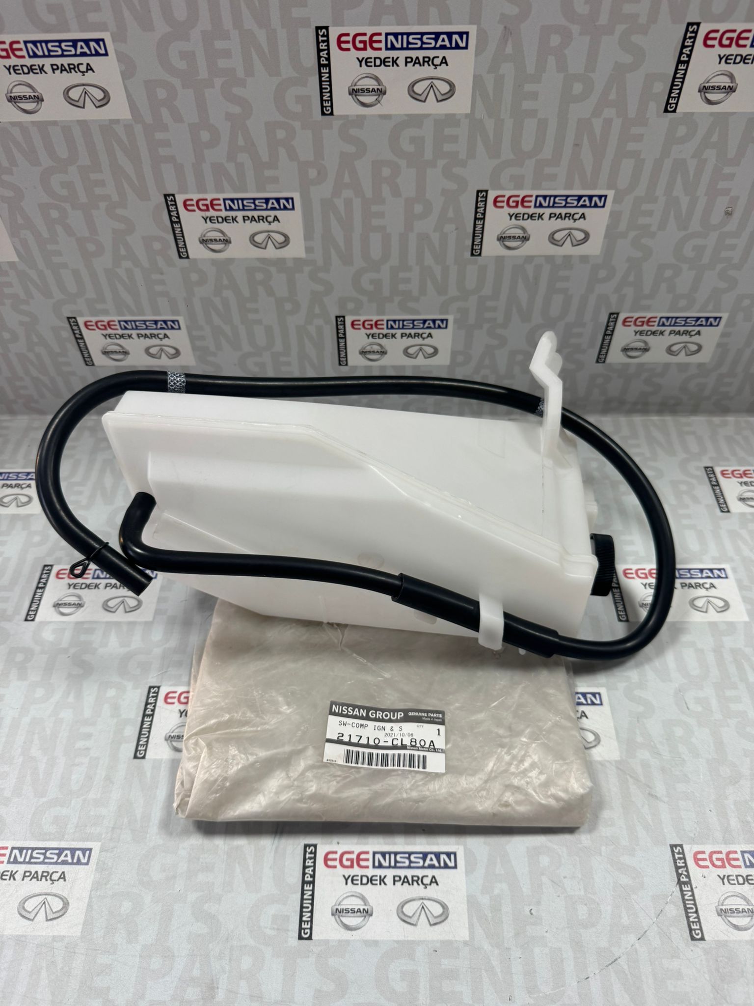 Fx35 : Fx45 2003-2008 Radyatör yedek su depo 21710-CL80A